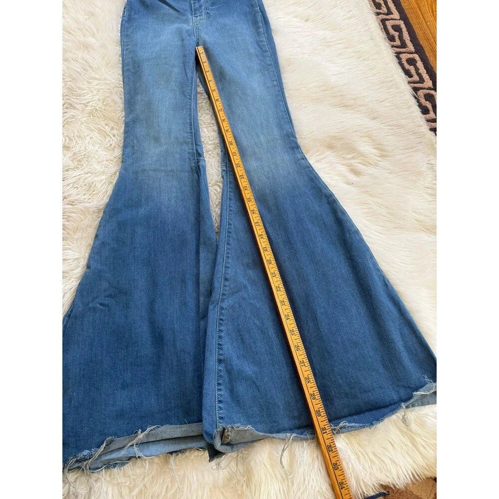 Free People Bell Bottom Jeans Size 24